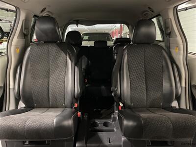 2012 Toyota Sienna SE 8 Passenger   - Photo 10 - Mesa, AZ 85201