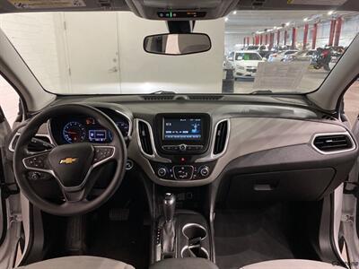 2018 Chevrolet Equinox LT   - Photo 11 - Mesa, AZ 85201