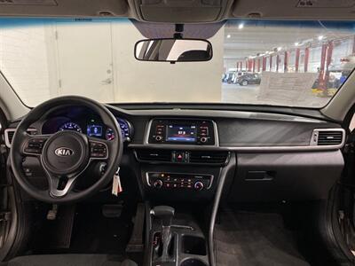 2016 Kia Optima SX Turbo   - Photo 11 - Mesa, AZ 85201