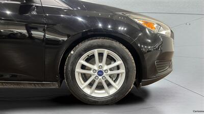 2017 Ford Focus SE - Photo 34 - Mesa, AZ 85201