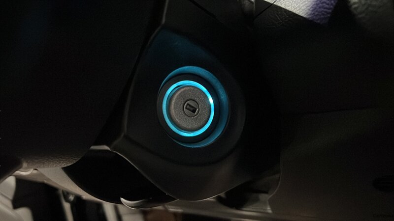 2017 Ford Focus SE - Photo 24 - Mesa, AZ 85201