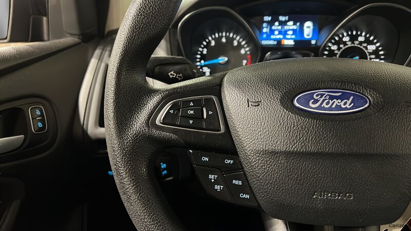 2017 Ford Focus SE - Photo 27 - Mesa, AZ 85201