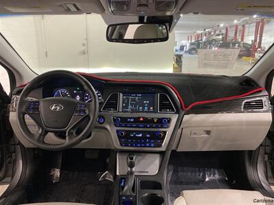 2017 Hyundai SONATA Hybrid Limited   - Photo 11 - Mesa, AZ 85201