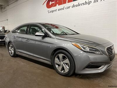 2017 Hyundai SONATA Hybrid Limited   - Photo 2 - Mesa, AZ 85201