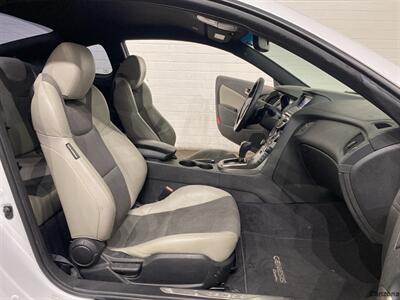 2016 Hyundai Genesis Coupe 3.8   - Photo 10 - Mesa, AZ 85201