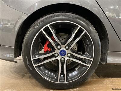 2017 Ford Focus ST   - Photo 17 - Mesa, AZ 85201