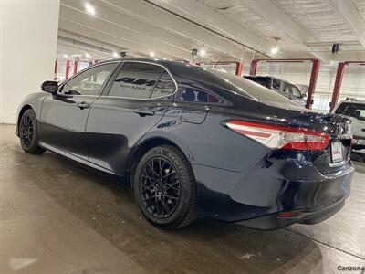 2018 Toyota Camry LE   - Photo 6 - Mesa, AZ 85201