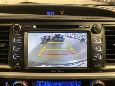 2015 Toyota Highlander Limited   - Photo 16 - Mesa, AZ 85201
