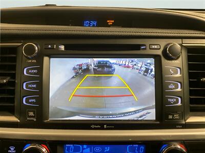 2015 Toyota Highlander Limited   - Photo 16 - Mesa, AZ 85201