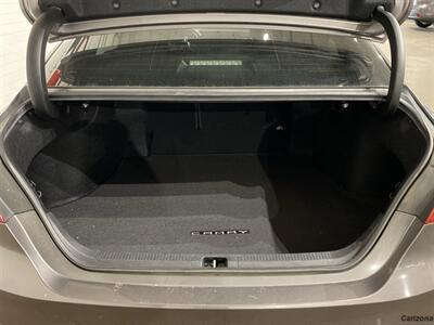 2018 Toyota Camry LE   - Photo 5 - Mesa, AZ 85201