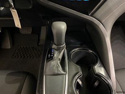 2018 Toyota Camry LE   - Photo 17 - Mesa, AZ 85201