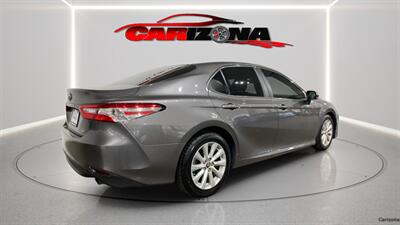 2018 Toyota Camry LE   - Photo 3 - Mesa, AZ 85201
