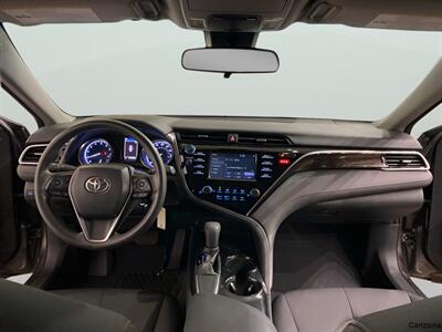 2018 Toyota Camry LE   - Photo 14 - Mesa, AZ 85201