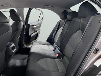 2018 Toyota Camry LE   - Photo 13 - Mesa, AZ 85201