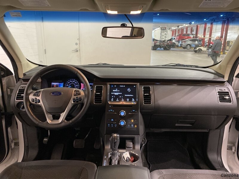 2016 Ford Flex SEL - Photo 15 - Mesa, AZ 85201
