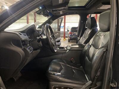 2017 Cadillac Escalade Platinum Edition   - Photo 10 - Mesa, AZ 85201