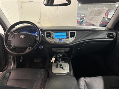 2013 Hyundai Genesis 3.8L   - Photo 9 - Mesa, AZ 85201