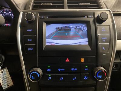 2017 Toyota Camry LE   - Photo 15 - Mesa, AZ 85201