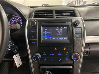 2017 Toyota Camry LE   - Photo 13 - Mesa, AZ 85201
