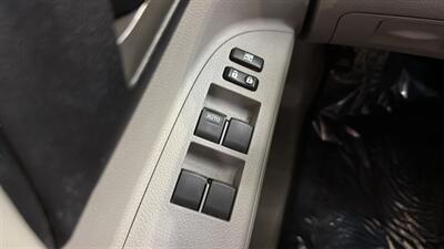 2013 Toyota Highlander   - Photo 19 - Mesa, AZ 85201