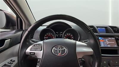 2013 Toyota Highlander   - Photo 30 - Mesa, AZ 85201