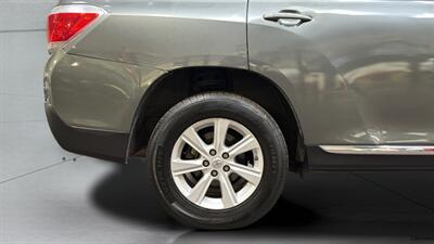2013 Toyota Highlander   - Photo 35 - Mesa, AZ 85201