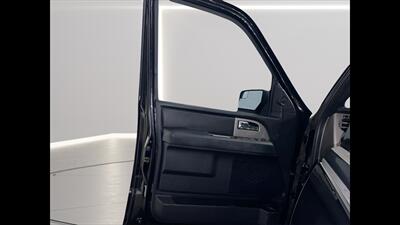 2017 Ford Expedition XLT   - Photo 9 - Mesa, AZ 85201