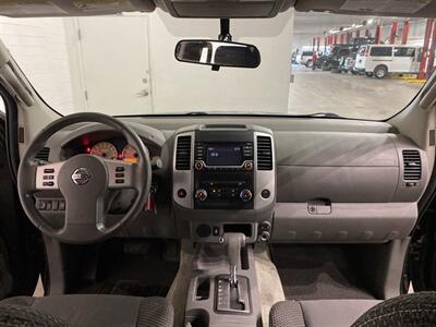 2017 Nissan Frontier Desert Runner   - Photo 11 - Mesa, AZ 85201