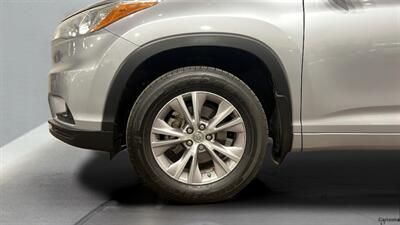 2015 Toyota Highlander XLE   - Photo 35 - Mesa, AZ 85201
