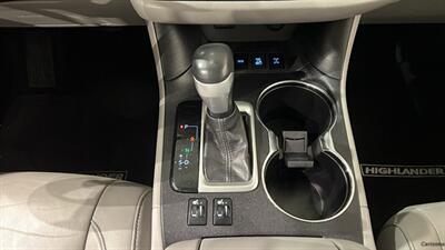 2015 Toyota Highlander XLE   - Photo 22 - Mesa, AZ 85201