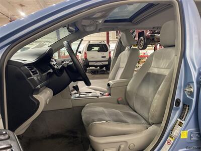 2012 Toyota Camry Hybrid LE   - Photo 9 - Mesa, AZ 85201