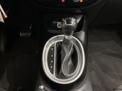 2015 Kia Soul   - Photo 14 - Mesa, AZ 85201