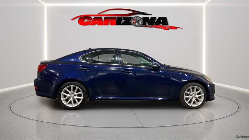 2011 Lexus IS 250's photo