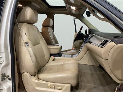 2013 Cadillac Escalade Premium   - Photo 10 - Mesa, AZ 85201