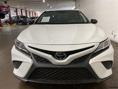 2019 Toyota Camry SE   - Photo 8 - Mesa, AZ 85201
