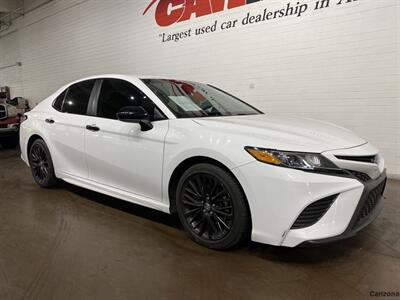 2019 Toyota Camry SE   - Photo 2 - Mesa, AZ 85201