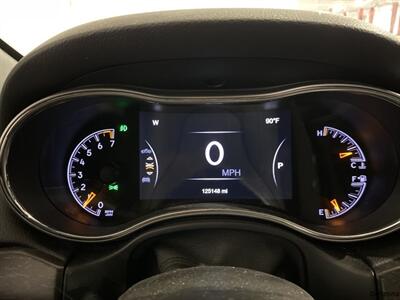2017 Jeep Grand Cherokee Altitude   - Photo 12 - Mesa, AZ 85201