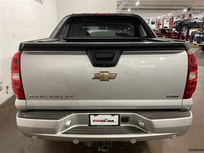 2010 Chevrolet Avalanche LTZ   - Photo 4 - Mesa, AZ 85201