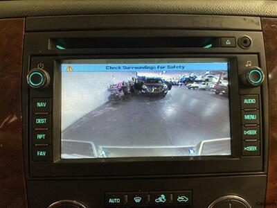 2010 Chevrolet Avalanche LTZ   - Photo 12 - Mesa, AZ 85201