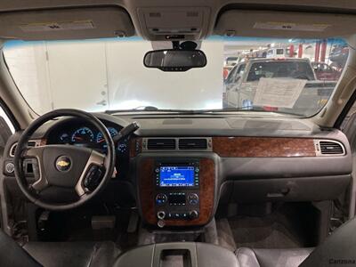 2010 Chevrolet Avalanche LTZ   - Photo 9 - Mesa, AZ 85201