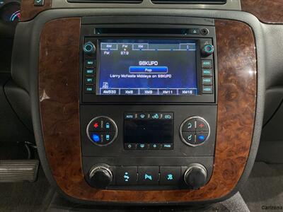 2010 Chevrolet Avalanche LTZ   - Photo 11 - Mesa, AZ 85201