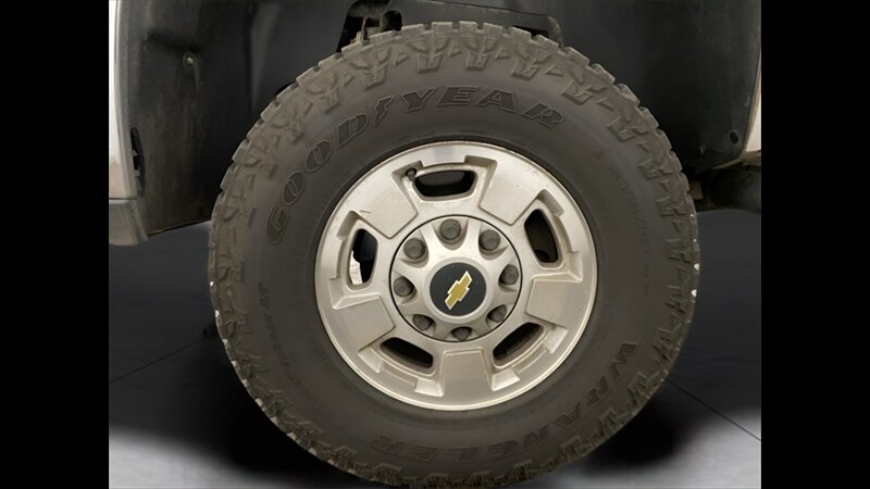 2013 Chevrolet Silverado 2500 LT - Photo 19 - Mesa, AZ 85201