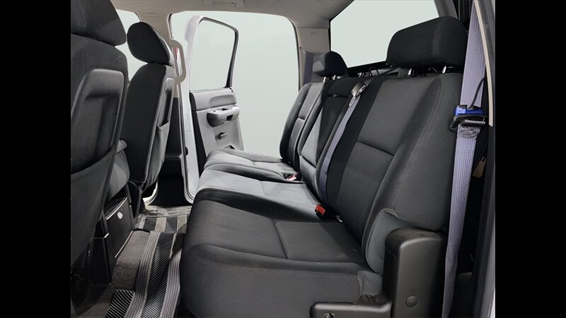 2013 Chevrolet Silverado 2500 LT - Photo 13 - Mesa, AZ 85201