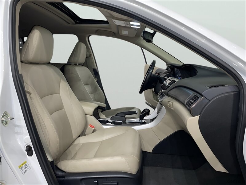 2014 Honda Accord EX-L - Photo 11 - Mesa, AZ 85201