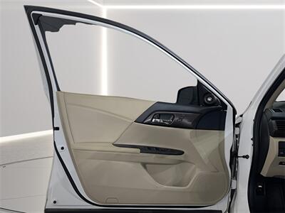 2014 Honda Accord EX-L - Photo 9 - Mesa, AZ 85201