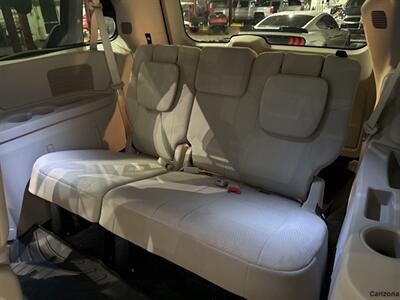 2013 Chrysler Town & Country Touring   - Photo 9 - Mesa, AZ 85201