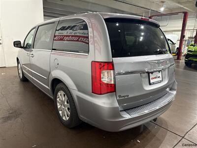 2013 Chrysler Town & Country Touring   - Photo 4 - Mesa, AZ 85201