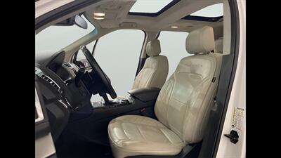 2016 Ford Explorer Platinum   - Photo 9 - Mesa, AZ 85201