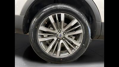 2016 Ford Explorer Platinum   - Photo 17 - Mesa, AZ 85201