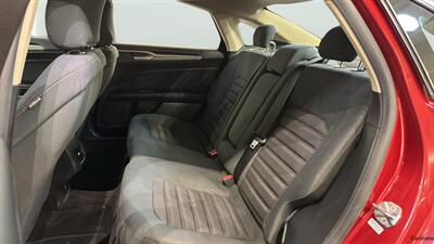 2017 Ford Fusion SE   - Photo 32 - Mesa, AZ 85201